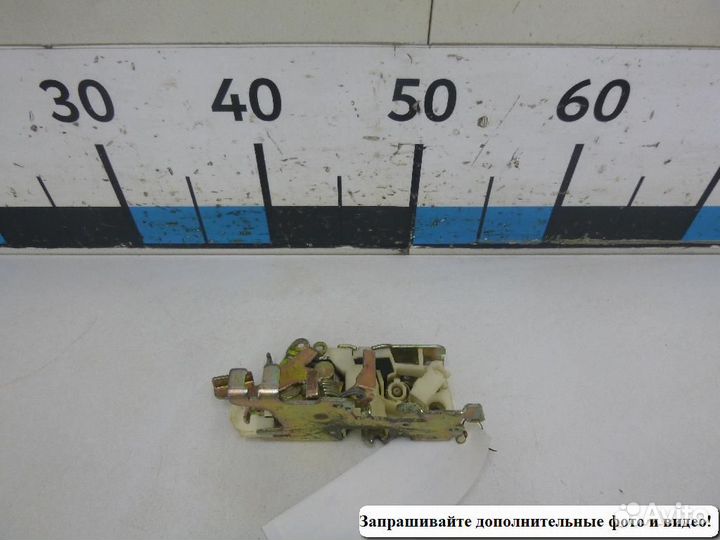 Замок двери передней левой Mercedes