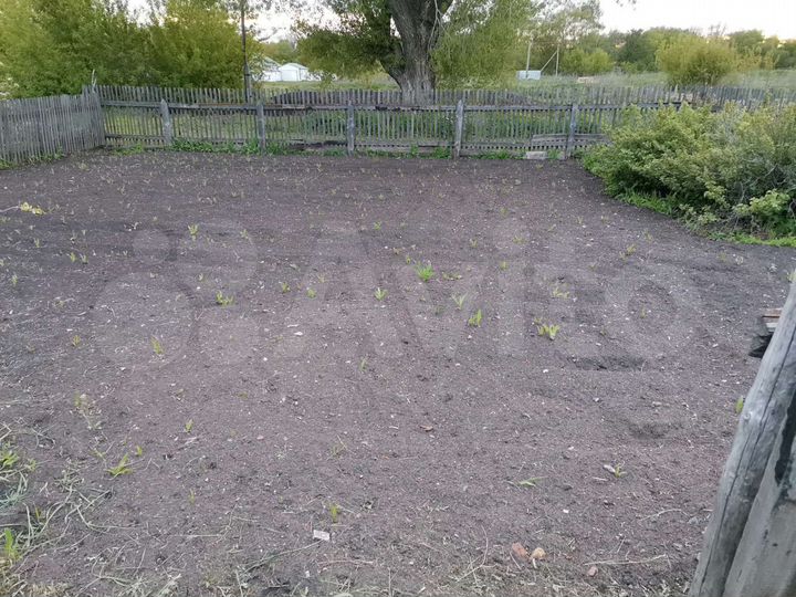 Дом 21,6 м² на участке 6 сот.