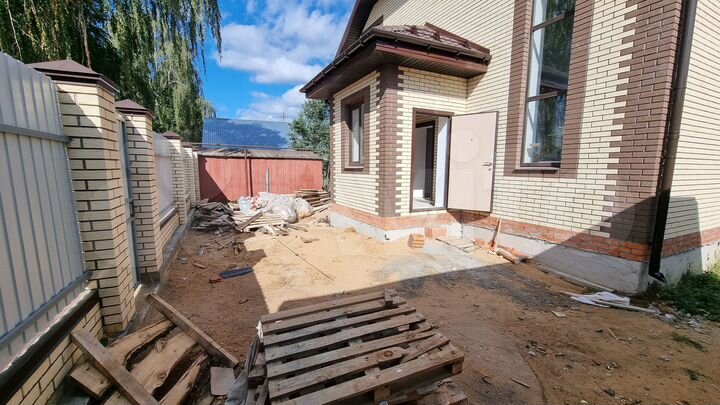 Коттедж 160 м² на участке 9,3 сот.