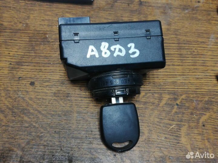 Замок зажигания Ауди А8 Д3