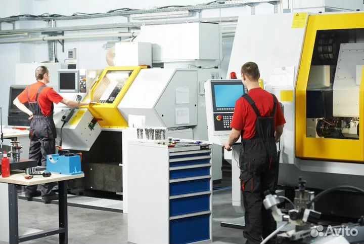 Оператор кромкооблицовочного станка, кромщик