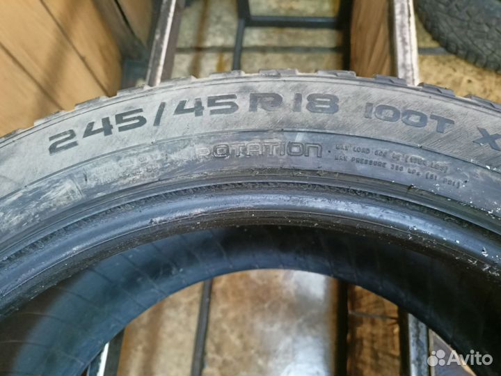 Nokian Tyres Hakkapeliitta 8 245/45 R18