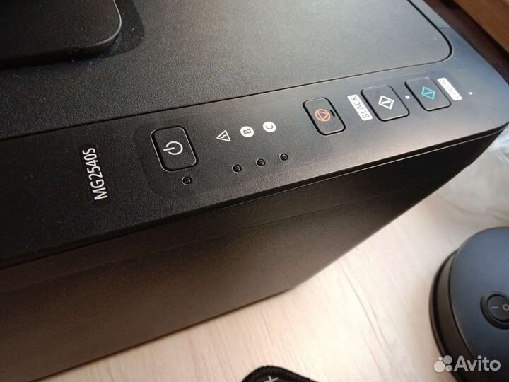 Цветной лазерный принтер canon