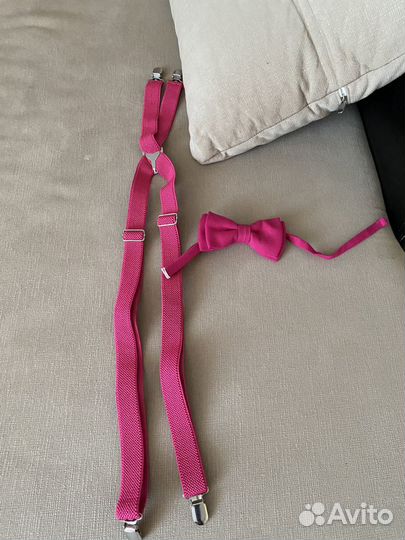 Подтяжки и бабочка