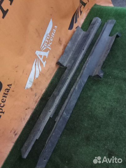 Накладка порога Ваз 21043 1997