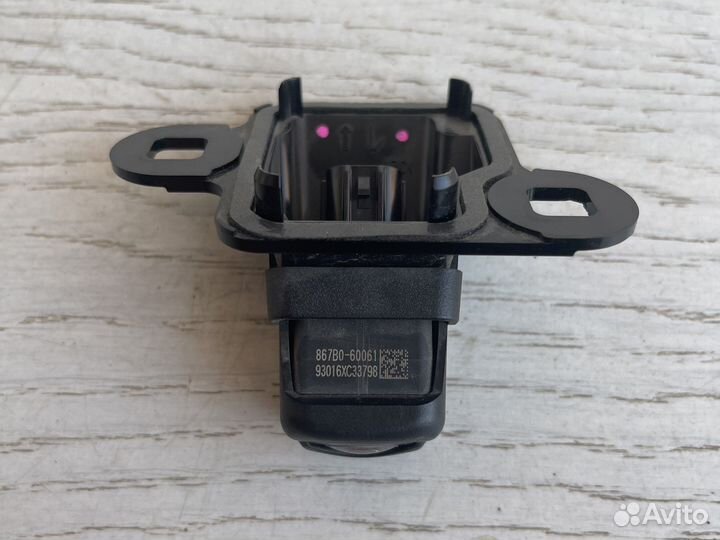 Lexus Lx 3 камера заднего вида