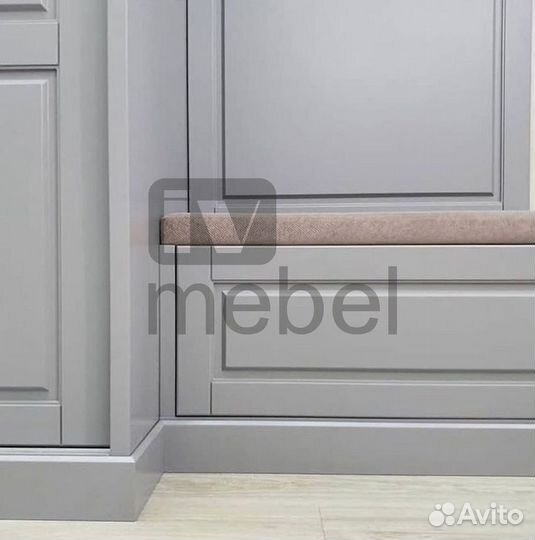 Встраиваемый шкаф