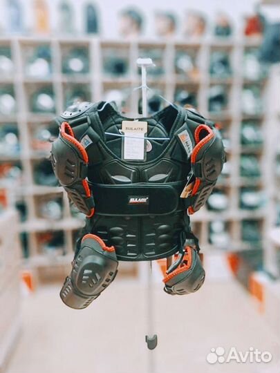 Детский защитный комплект мотоэкипировки