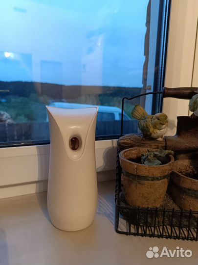 Автоматический освежитель воздуха air wick