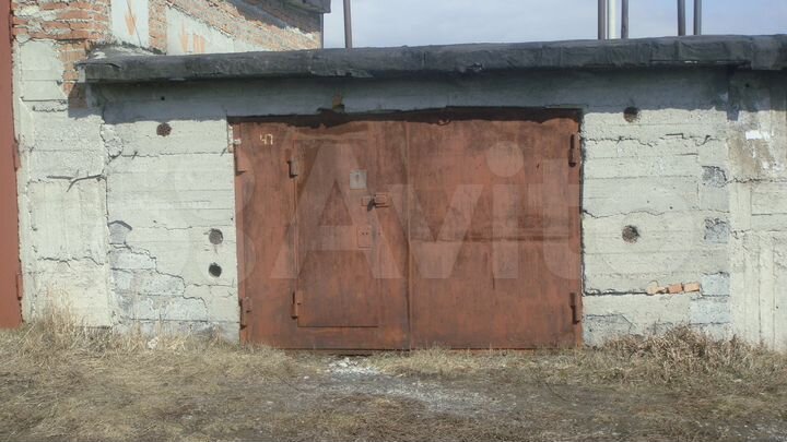 Гараж, > 30 м²