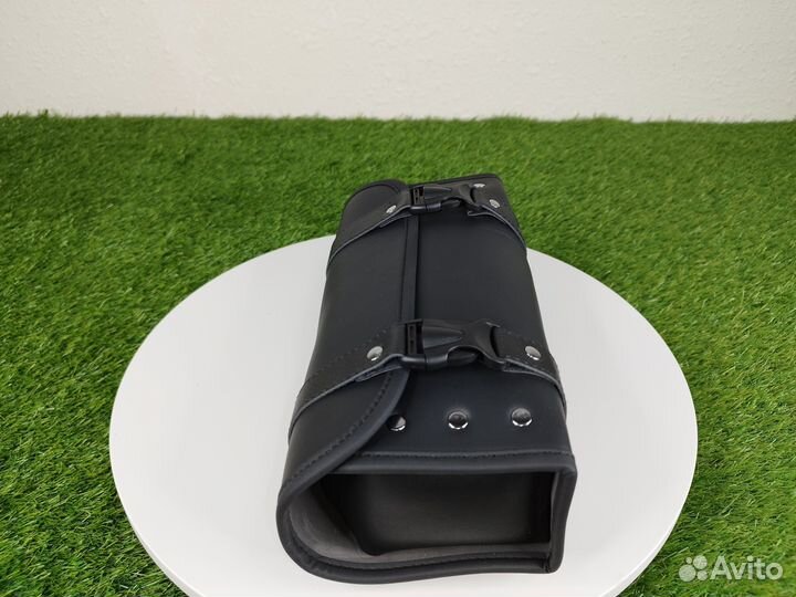 Мотоциклетная сумка на руль. Цвет черный