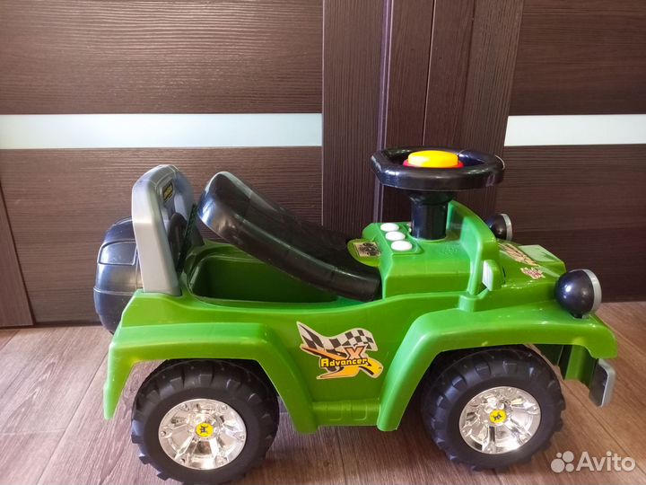 Машинка-каталка