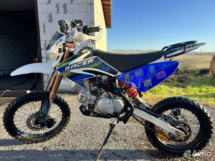 Продам мотоцик racer RC 125-PE