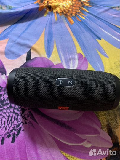 Колонка jbl charge 3