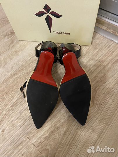 Босоножки женские 40 размер