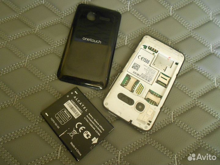 Alcatel One Touch Pixi 4007D, 512 МБ
