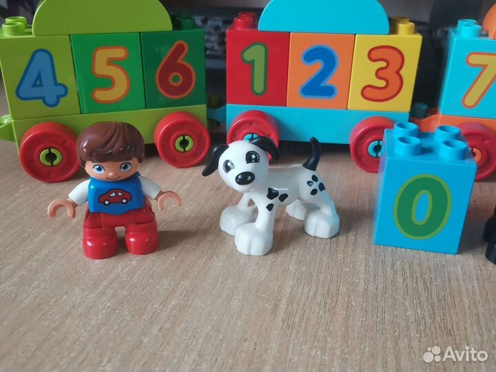 Lego duplo поезд и первые дивотные