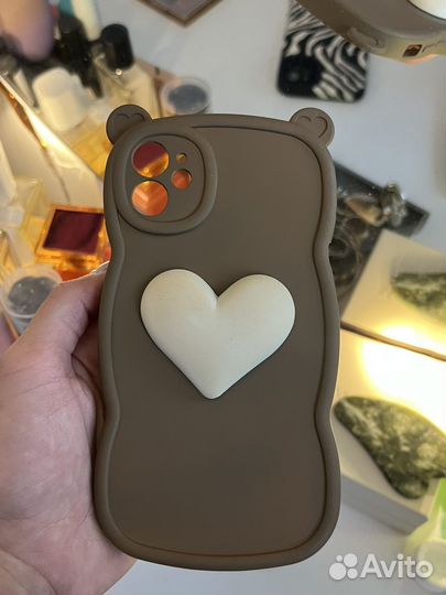 Чехол на iPhone 11
