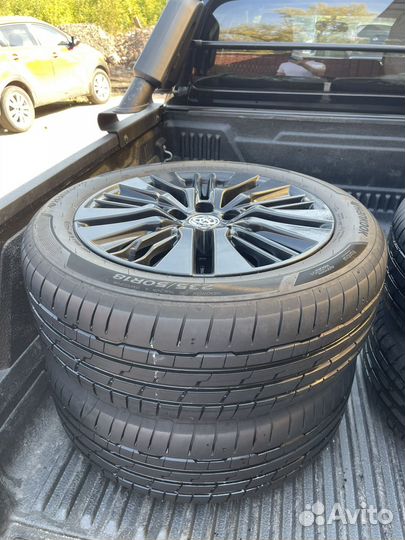 R18 Hankook Ventus S1 Evo 3 K127 235/50, PCD 5x114.3 DIA 60.1