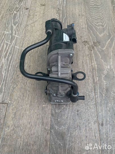 Компрессор пневмоподвески Mercedes A0993200104