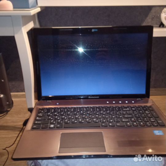 Ноутбук Lenovo