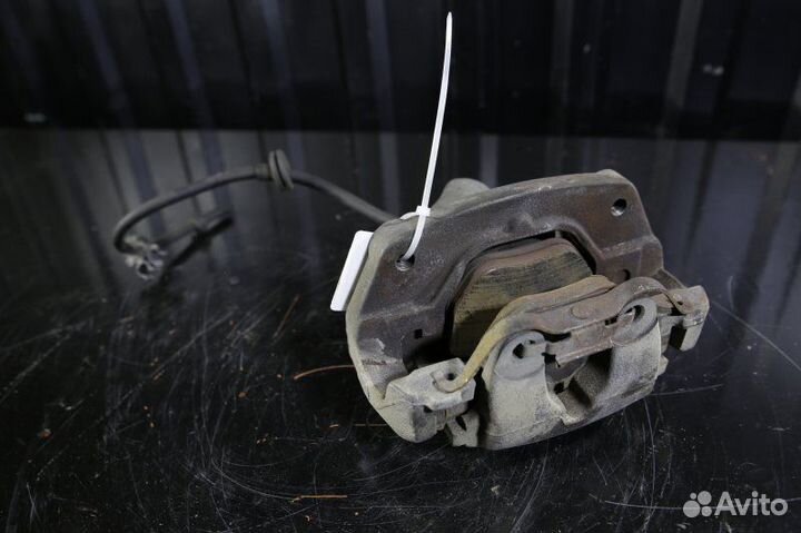 Суппорт передний правый Land Rover Range Rover