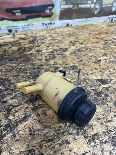 Бачок Гур Киа Спортейж 2