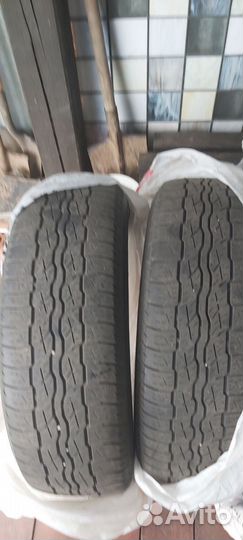 Bridgestone Dueler H/T 687 225/65 R17