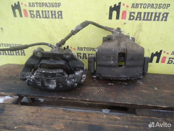 Суппорт тормозной передний правый Volkswagen Polo