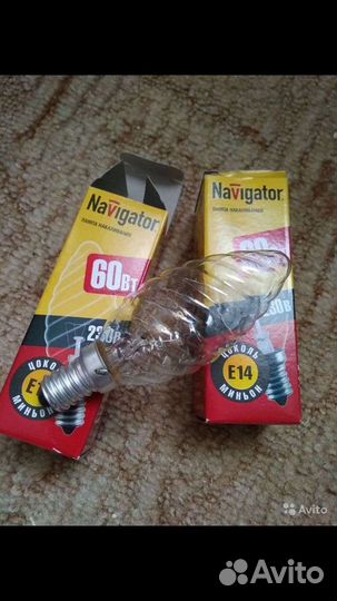 Лампочки Е 14 новые; Потолочные б/у