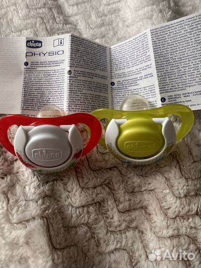 Пустышки chicco 0-6 иесяцев