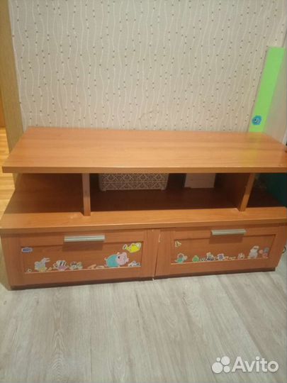 Тумба под телевизор