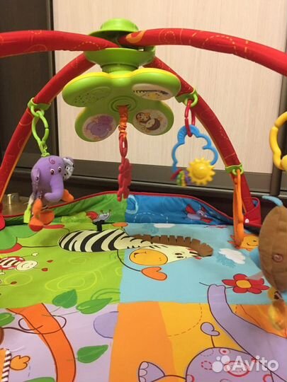 Детский развивающий коврик tiny love