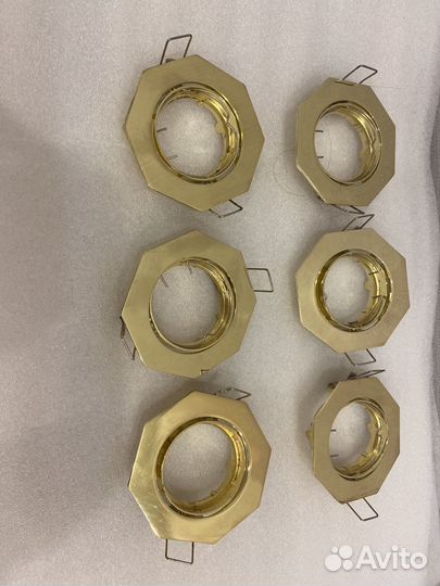 Светильник потолочный встраиваемый б/у