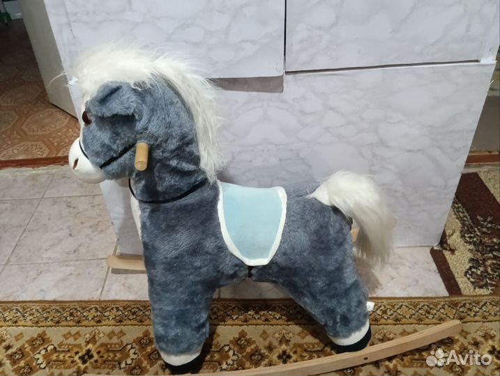 Качалка лошадь