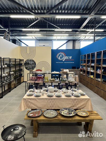 Продавец кассир в магазин посуды