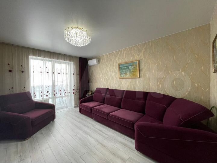 3-к. квартира, 90 м², 4/10 эт.