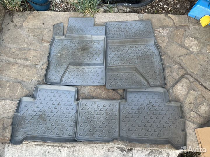 Комплект ковриков в салон lexus 570