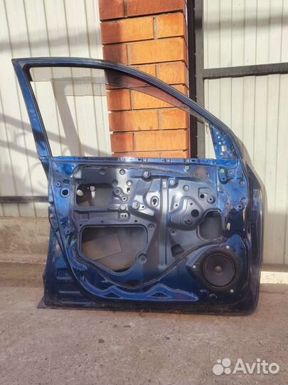 Дверь передняя левая Toyota rav4 30