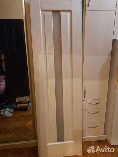 Дверь межкомнатная бу,планки для обналички рамы