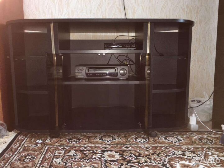 Тумба под телевизор