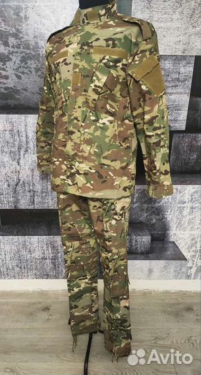 Тактический камуфляжный костюм новый