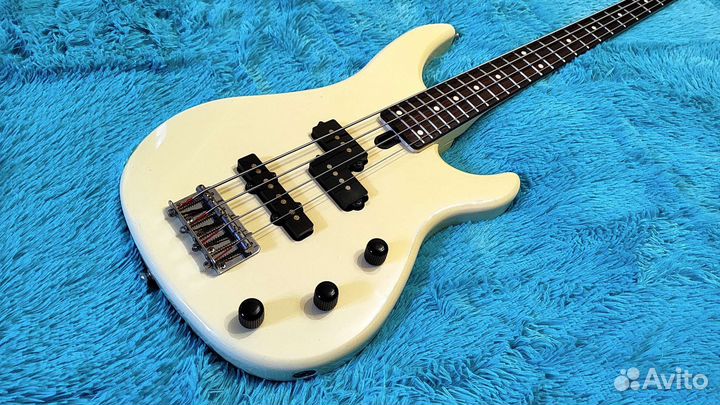 Бас гитара Yamaha rbs ms-200