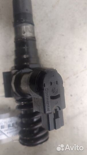 Форсунка топливная Volkswagen Passat 6, 2005