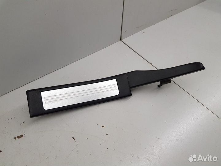 Накладка порога задняя левая (Jaguar XF)