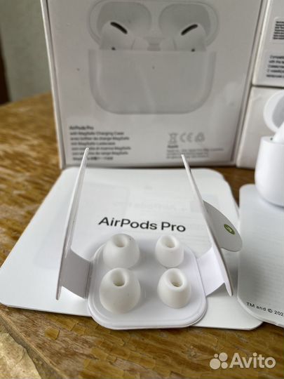 Apple Airpods pro - беспроводные наушники копия