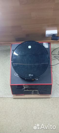 Робот пылесос