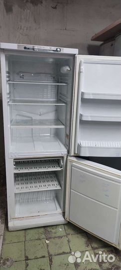 Холодильник Indesit