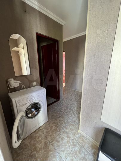 2-к. квартира, 50 м², 2/3 эт.