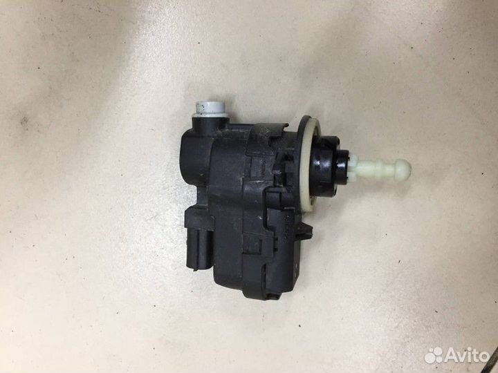 Моторчик корректора фары Renault Arkana